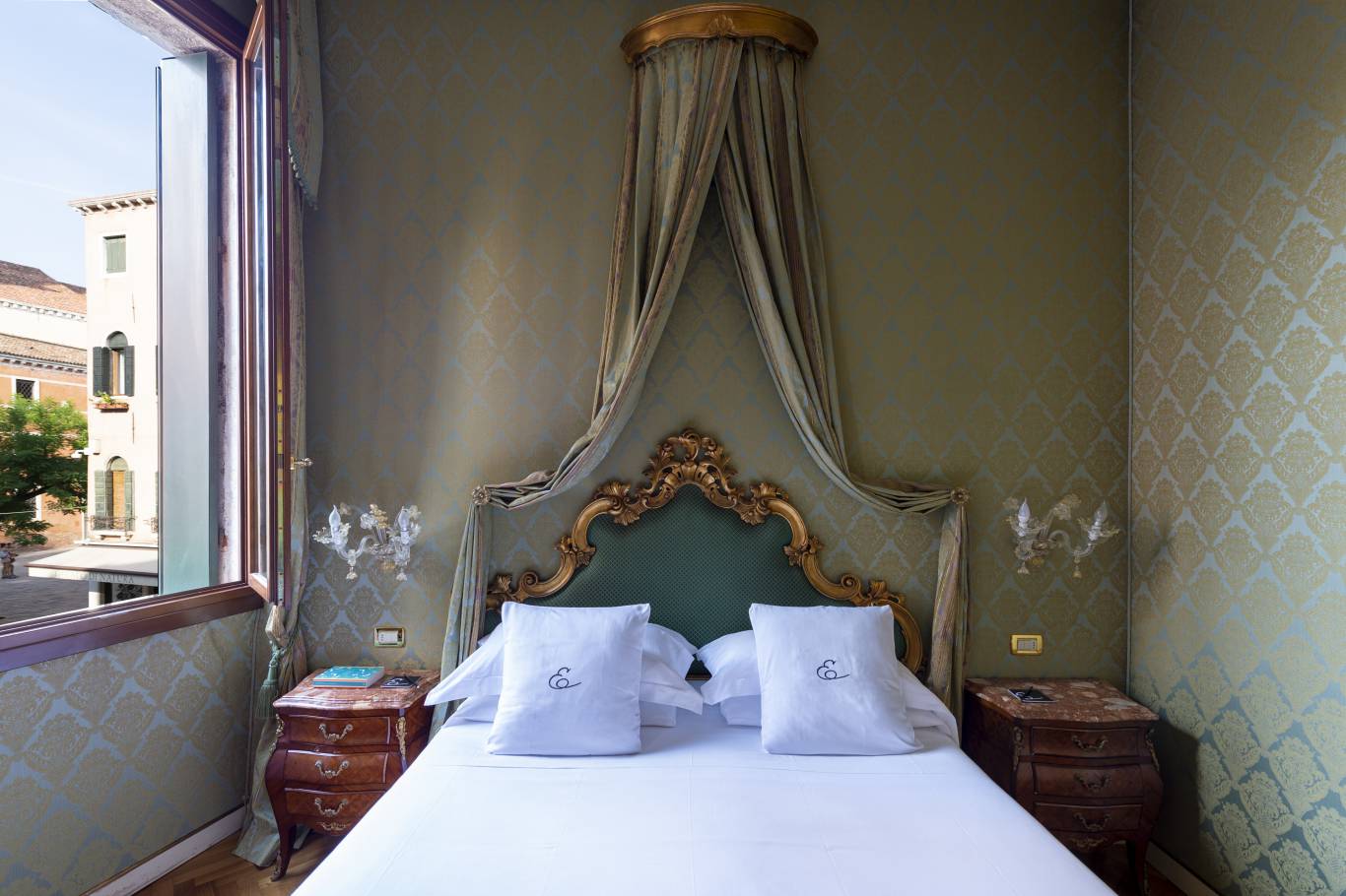 Hotel-Antico-Doge-Venice-Initiale-Room-DSC-6627new